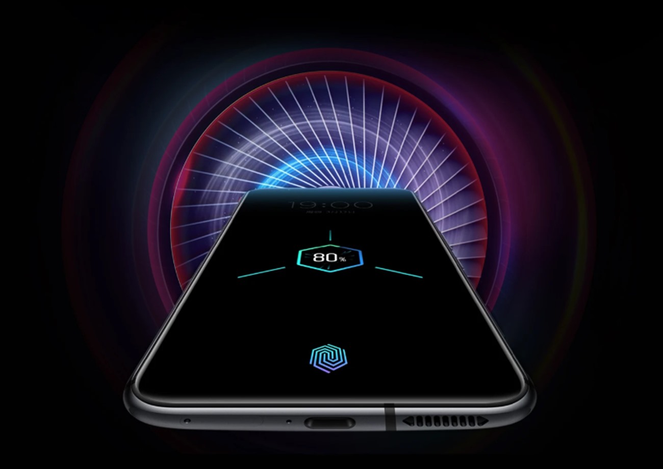 Nubia Red Magic 5G Turbo Fanlı Aktif Sıvı Soğutmalı Oyuncu Telefonu
