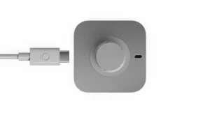 oura ring 4 şarj istasyonu ve usb kablo aksesuar ürün görseli