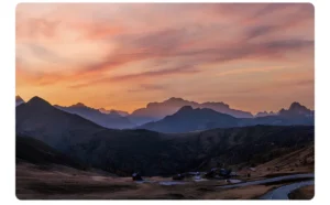 DOOGEE V Max LR kamera performansını gösteren gün batımında dağ manzarası fotoğrafı