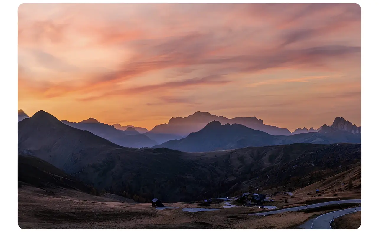 DOOGEE V Max LR kamera performansını gösteren gün batımında dağ manzarası fotoğrafı