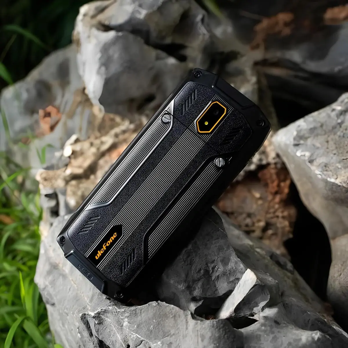 ulefone-armor-mini5-rugged-tuslu-ve-dokunmatik-ekranli-android-telefon-teknobincom-7 Ulefone Armor Mini 5 darbeye dayanıklı arka gövde tasarımı
